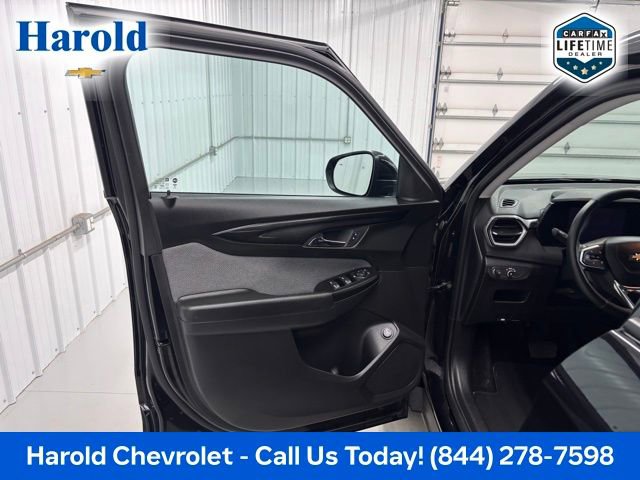 Used 2024 Chevrolet TrailBlazer LT w/ Convenience Package image 14