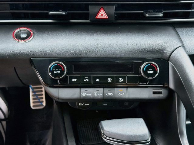 Certified 2025 Hyundai Elantra Sport FWD image 16
