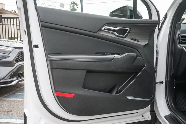 Certified 2025 Kia Sportage X-Pro Prestige AWD/4WD image 22