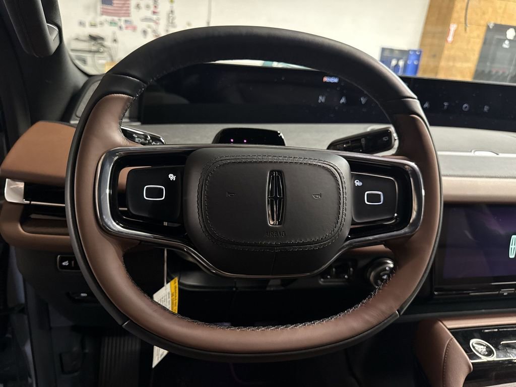 New 2026 Lincoln Navigator L Reserve image 11