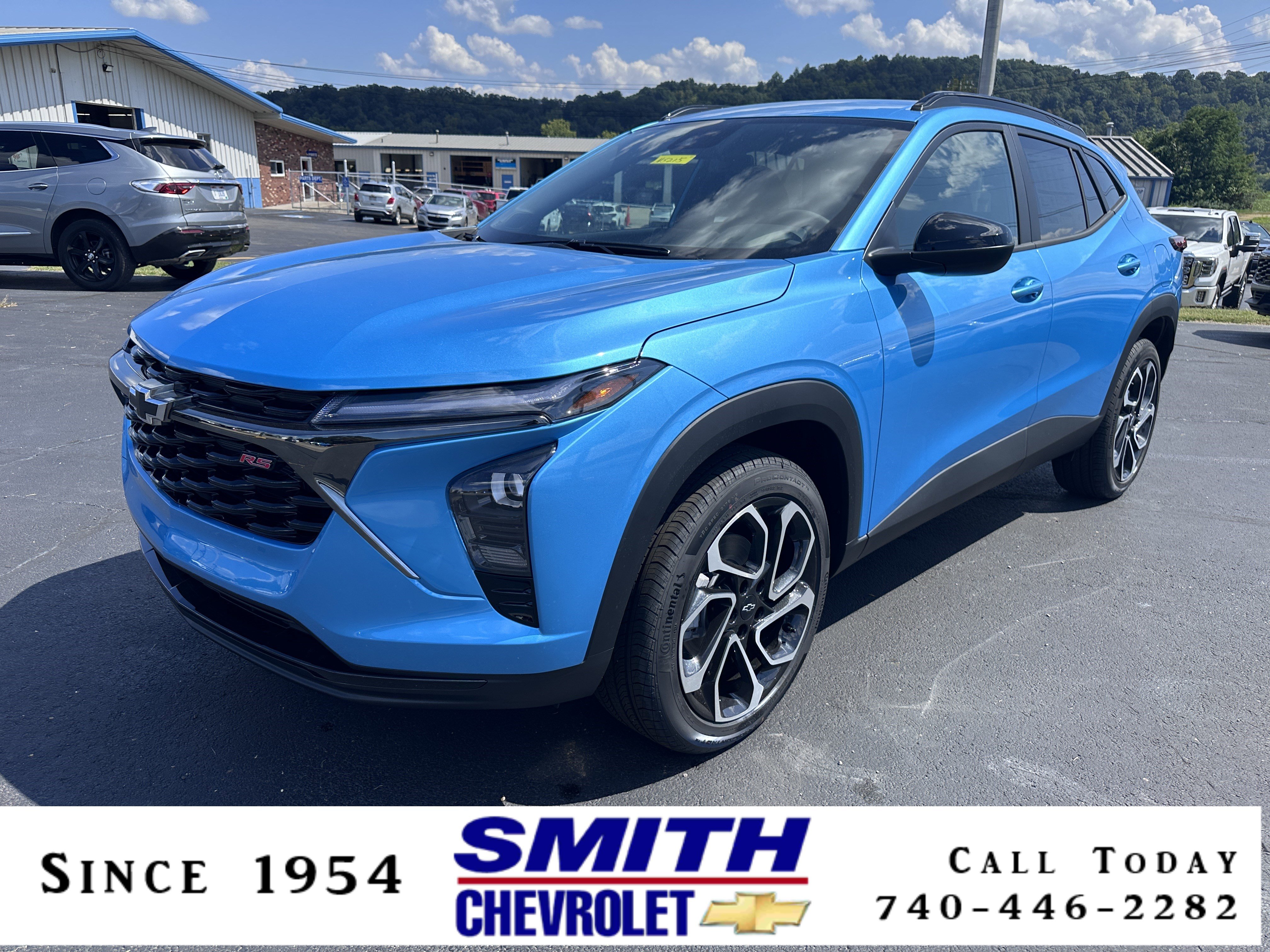 New 2025 Chevrolet Trax RS w/ Driver Confidence Package image 1