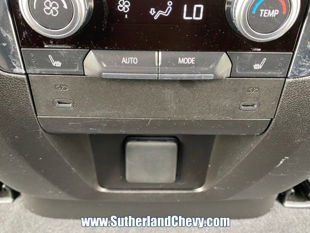 Used 2025 GMC Yukon XL Denali AWD/4WD image 51