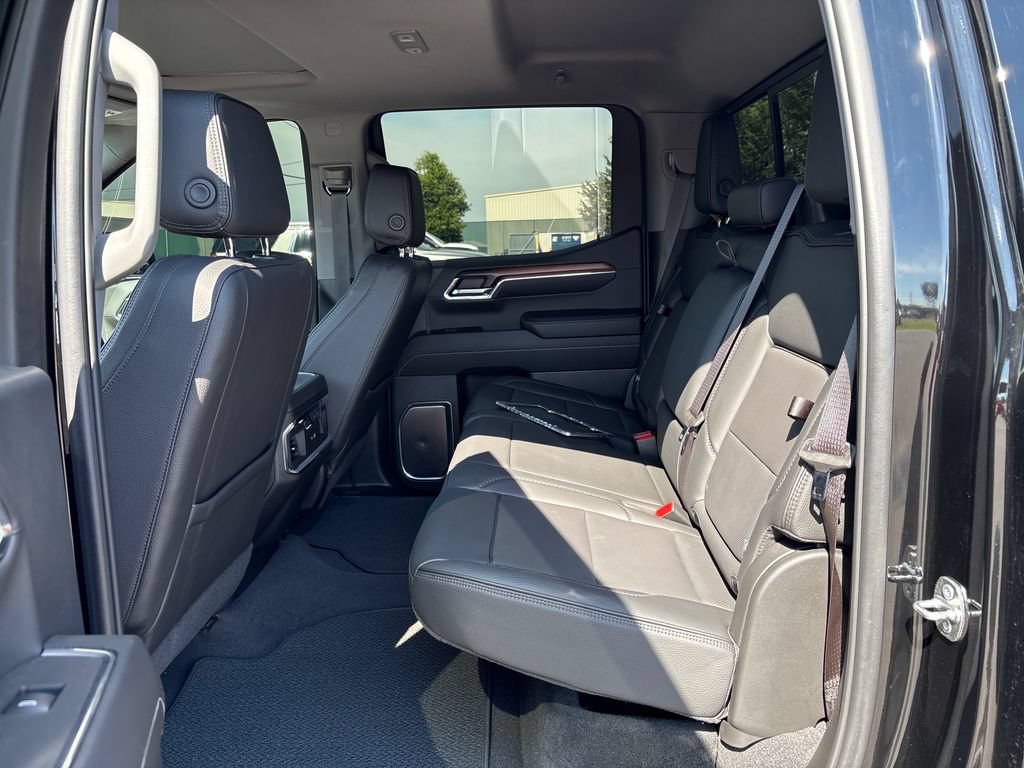 Used 2024 GMC Sierra 1500 Denali w/ Denali Reserve Package AWD/4WD image 19