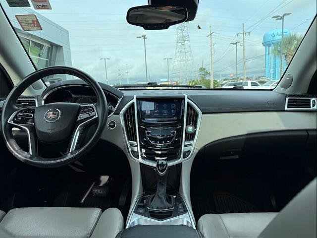 Used 2016 Cadillac SRX Luxury w/ Driver Assist Package FWD image 11