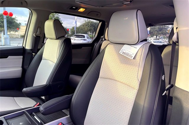 New 2026 Honda Odyssey Elite image 8