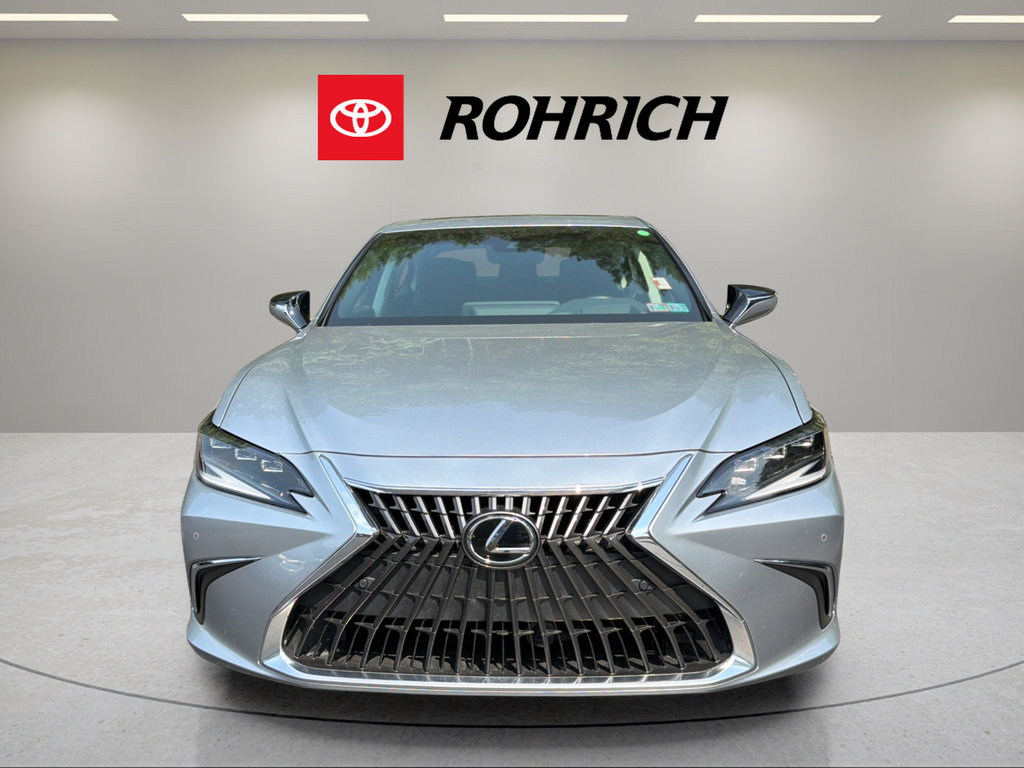Used 2024 Lexus ES 300h w/ Premium Package FWD image 6