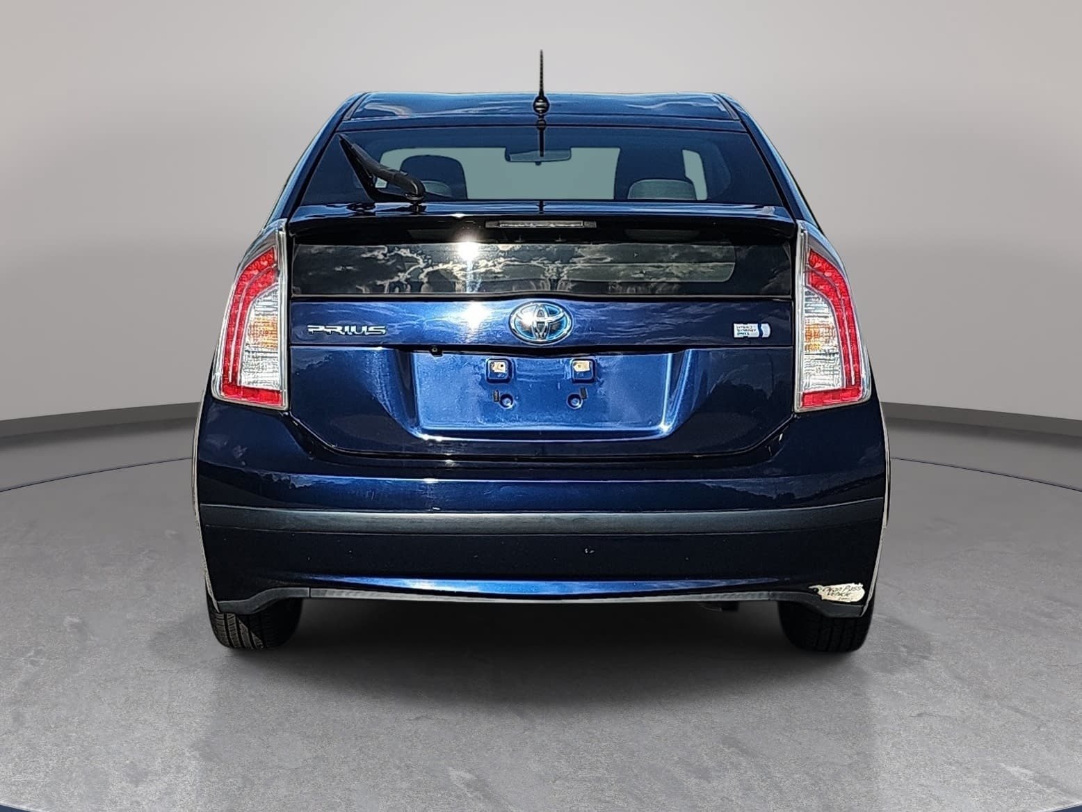 Used 2015 Toyota Prius Two FWD image 6