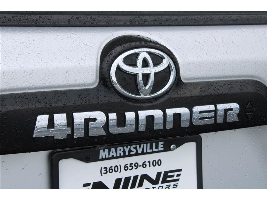 Used 2020 Toyota 4Runner TRD Off-Road Premium w/ Moonroof Package AWD/4WD image 40