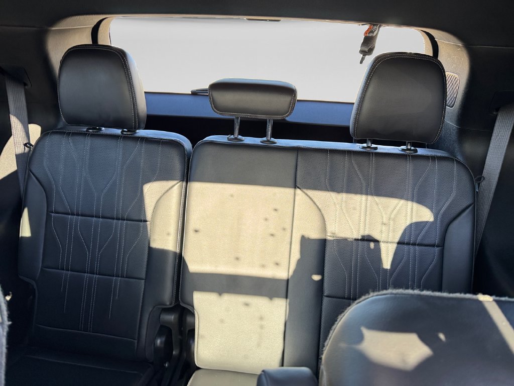 Used 2025 Buick Enclave Avenir w/ Super Cruise Package AWD/4WD image 20