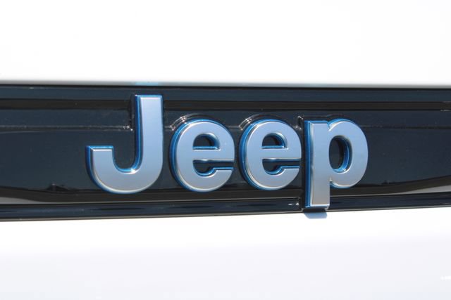Used 2024 Jeep Grand Cherokee Limited 4xe AWD/4WD image 6