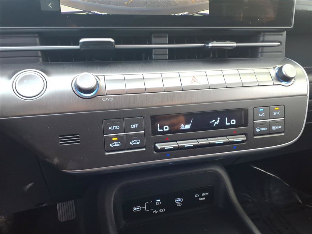 Used 2025 Hyundai Kona SEL AWD/4WD image 11