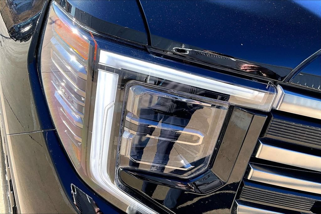 Used 2025 GMC Sierra 1500 AT4 w/ AT4 Premium Package AWD/4WD image 37