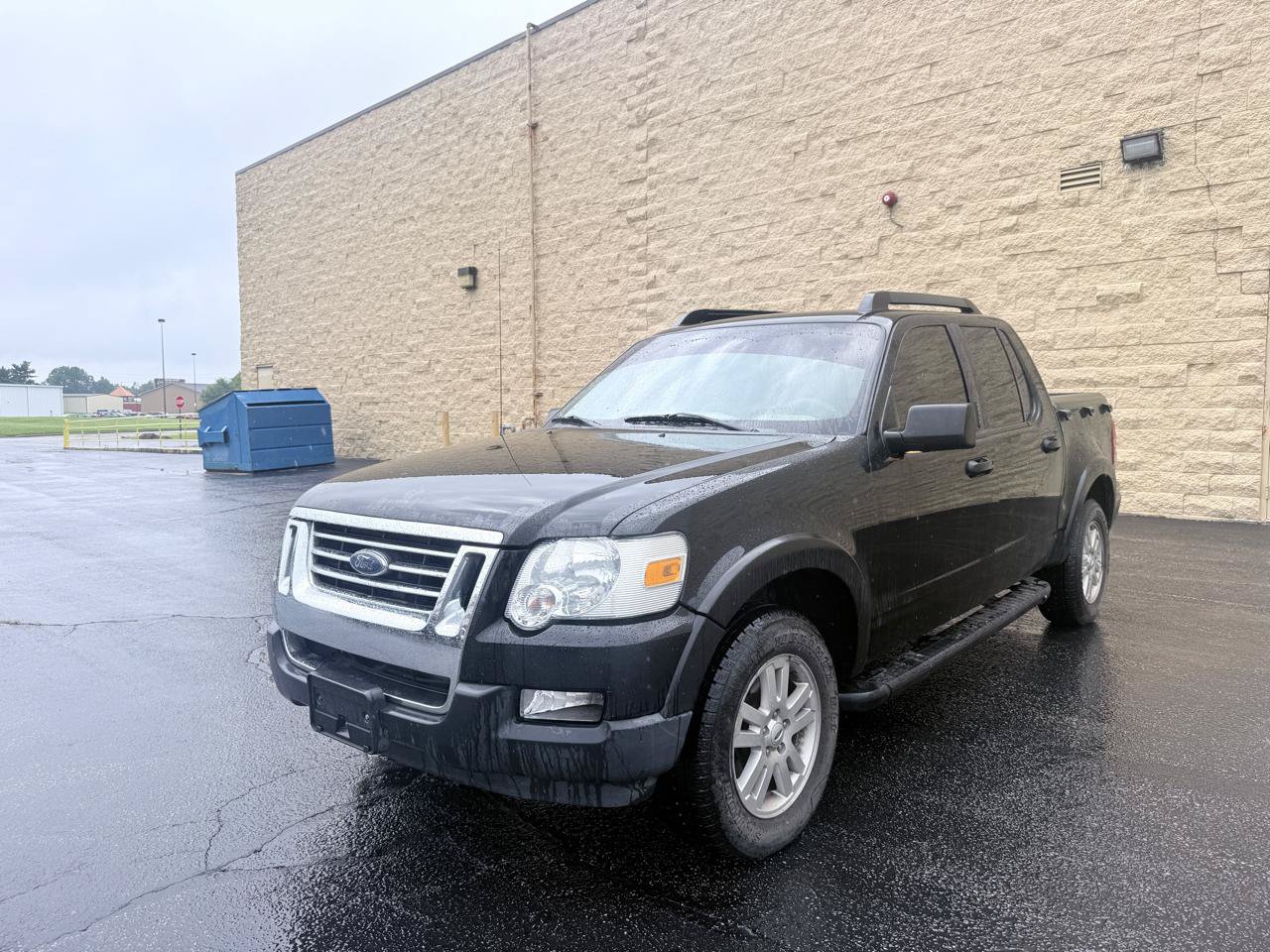 Used 2007 Ford Explorer Sport Trac XLT RWD image 2
