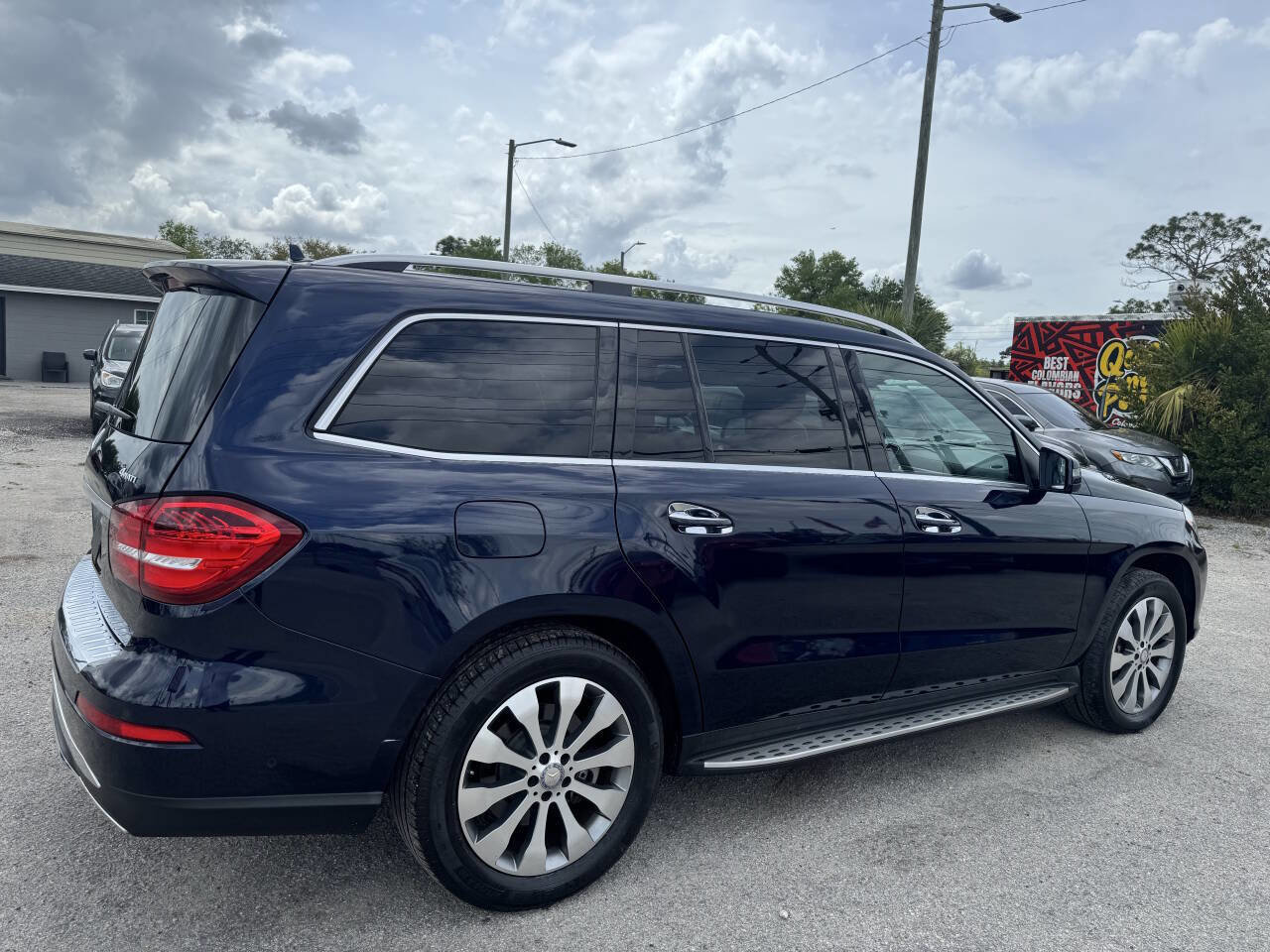 Used 2017 Mercedes-Benz GLS 450 4MATIC image 16