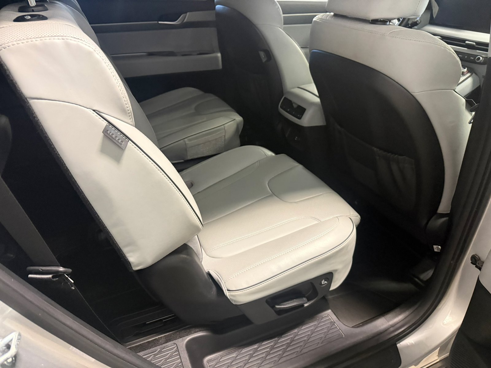 Used 2024 Hyundai Palisade SEL AWD/4WD image 30