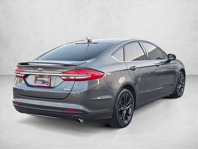 Used 2018 Ford Fusion SE w/ Equipment Group 201A FWD image 5