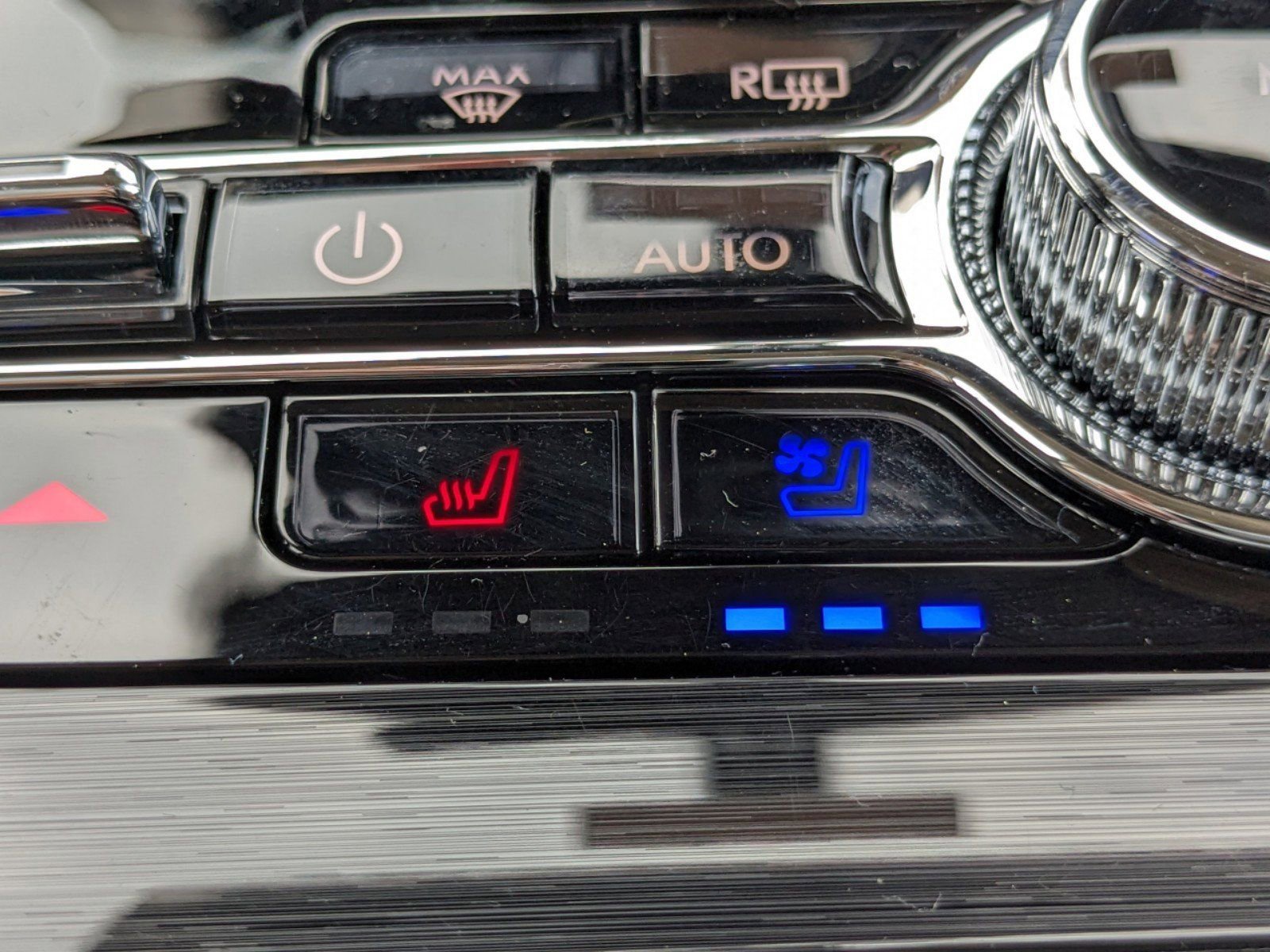 Certified 2023 Lincoln Nautilus Reserve w/ Equipment Group 201A image 23