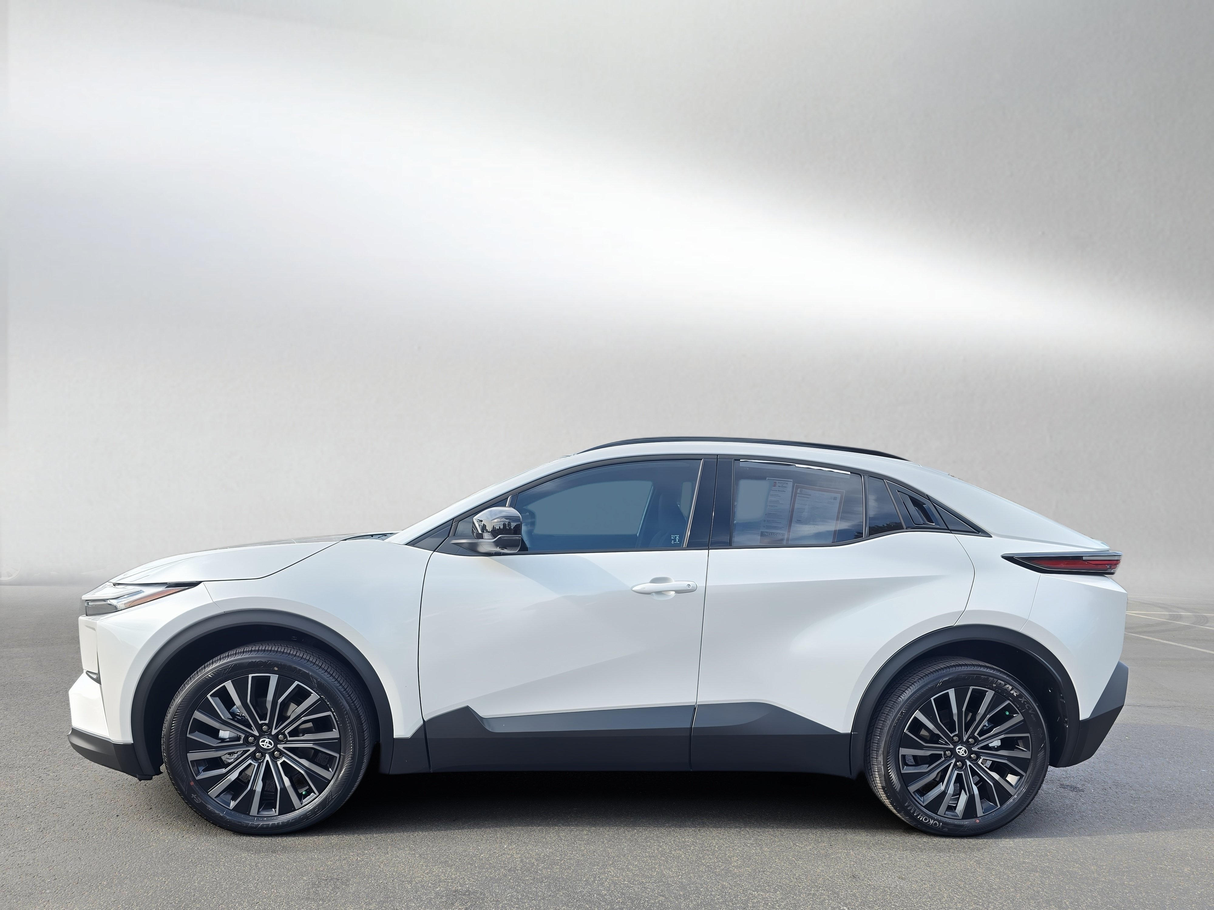 Certified 2026 Toyota C-HR AWD/4WD image 2