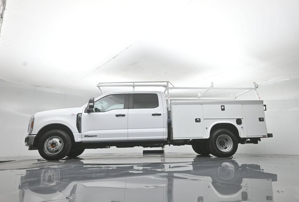 New 2026 Ford F350 XL w/ XL Chrome Package RWD image 7