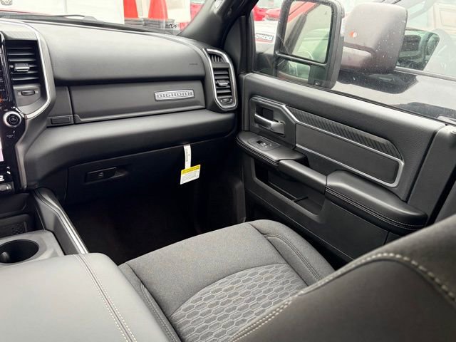 New 2026 RAM 2500 Big Horn AWD/4WD image 29