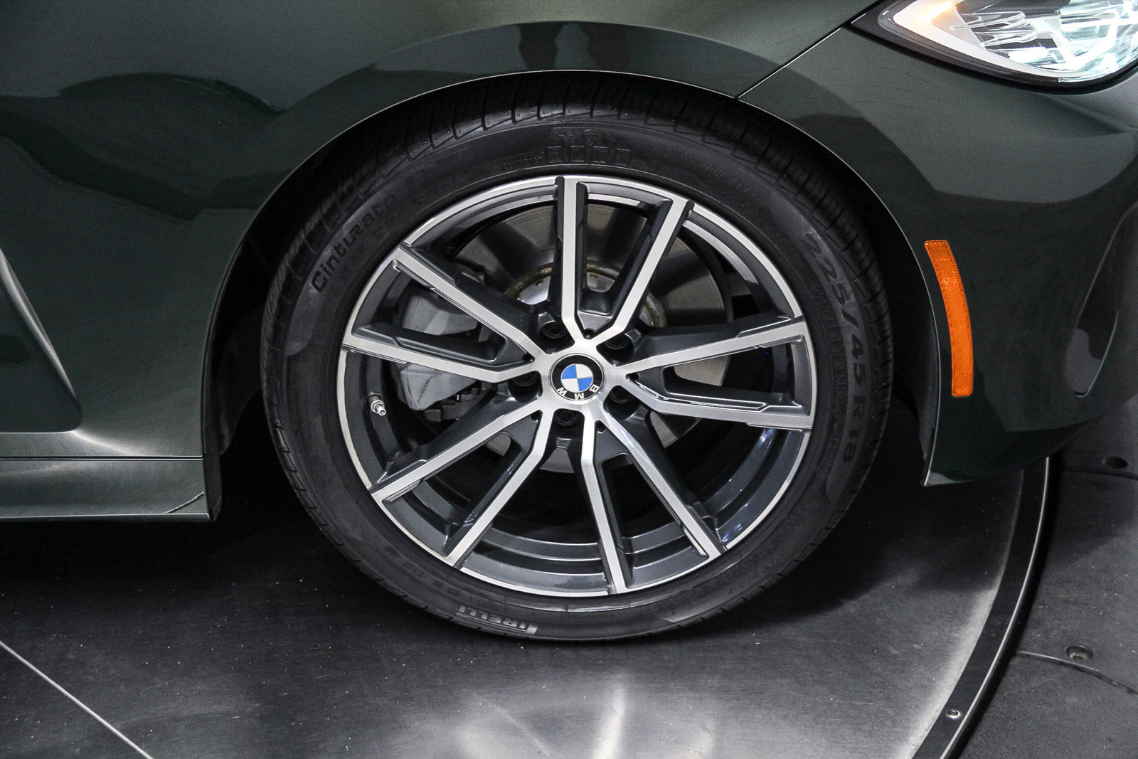 Used 2021 BMW 430i Coupe w/ Convenience Package RWD image 9