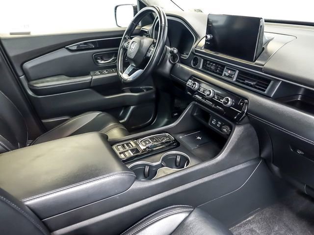Used 2023 Honda Pilot Touring image 35