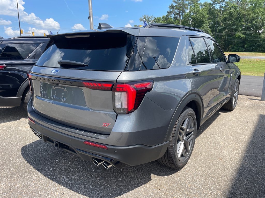 New 2026 Ford Explorer ST w/ Sun And Sound Package RWD image 12