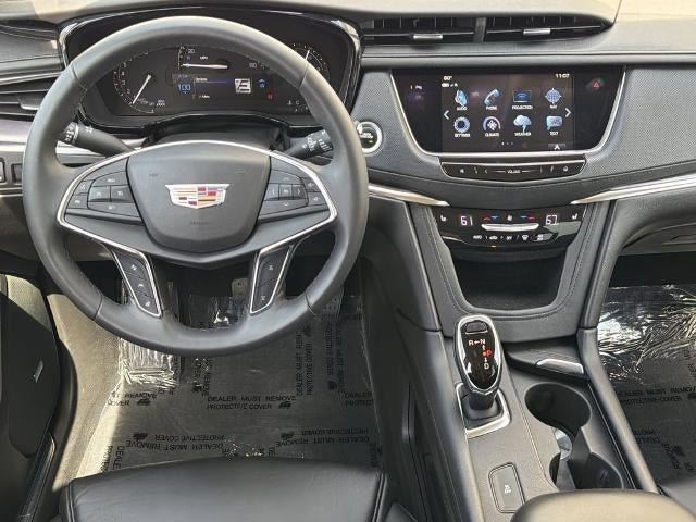 Used 2018 Cadillac XT5 Luxury w/ Driver Awareness Package FWD image 23