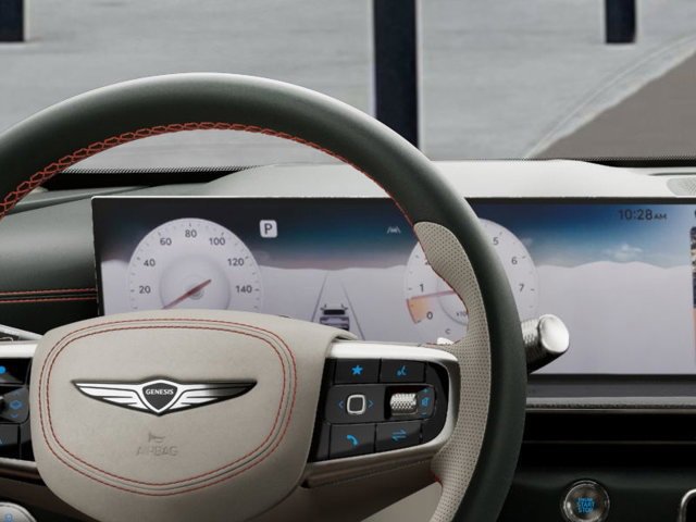 Used 2025 Genesis GV80 3.5T e-SC image 13