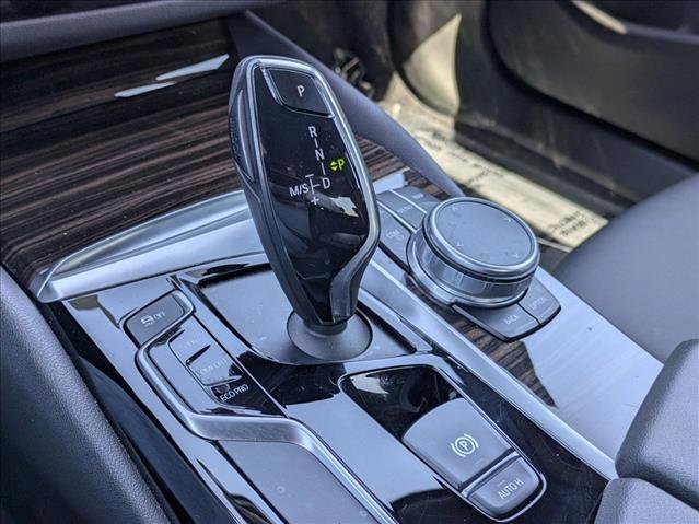Used 2018 BMW 530i xDrive AWD/4WD image 12