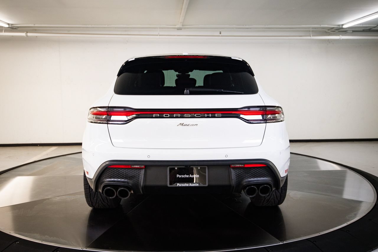Certified 2023 Porsche Macan AWD/4WD image 6