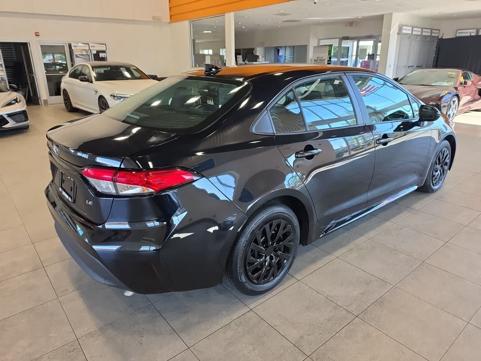 Used 2024 Toyota Corolla LE FWD image 7