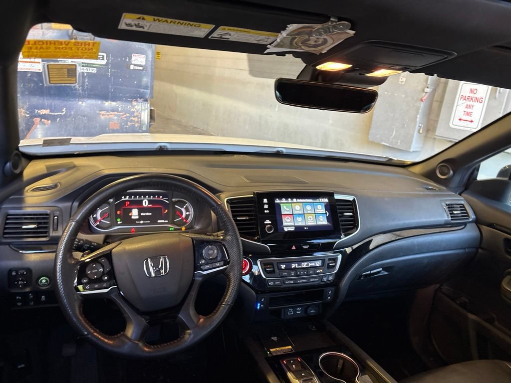 Used 2024 Honda Passport Black Edition image 10