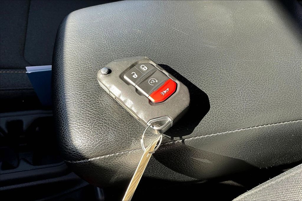 Used 2024 Jeep Wrangler Willys image 37