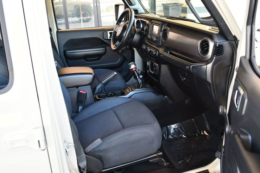 Used 2020 Jeep Gladiator Sport w/ Trailer Tow Package image 47