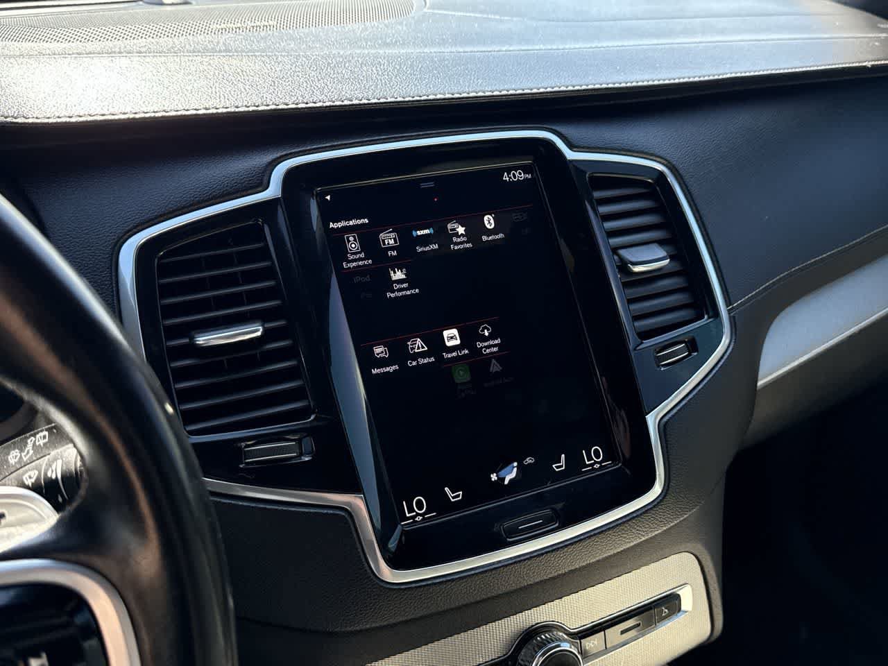 Used 2020 Volvo XC90 T8 R-Design w/ Protection Package Premier AWD/4WD image 18