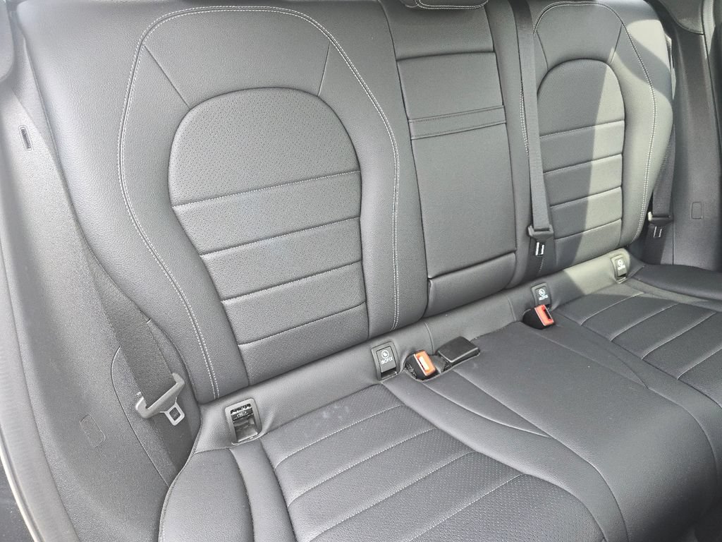 Used 2022 Mercedes-Benz GLC 300 4MATIC image 21