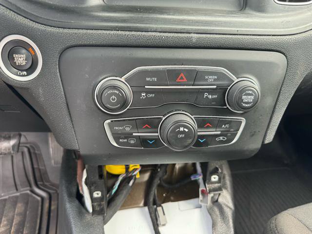 Used 2019 Dodge Charger Police w/ Street Appearance Group image 19