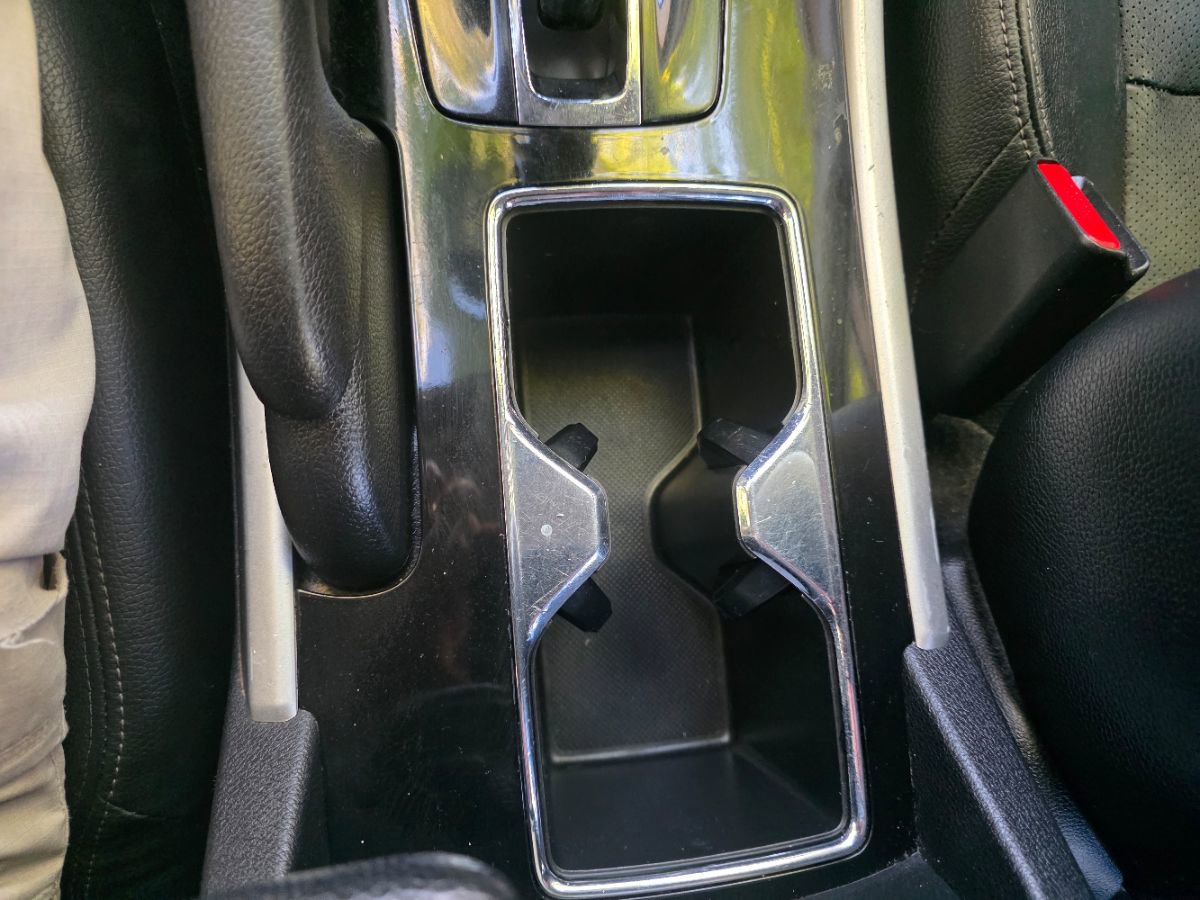 Used 2016 Honda Accord EX-L image 22