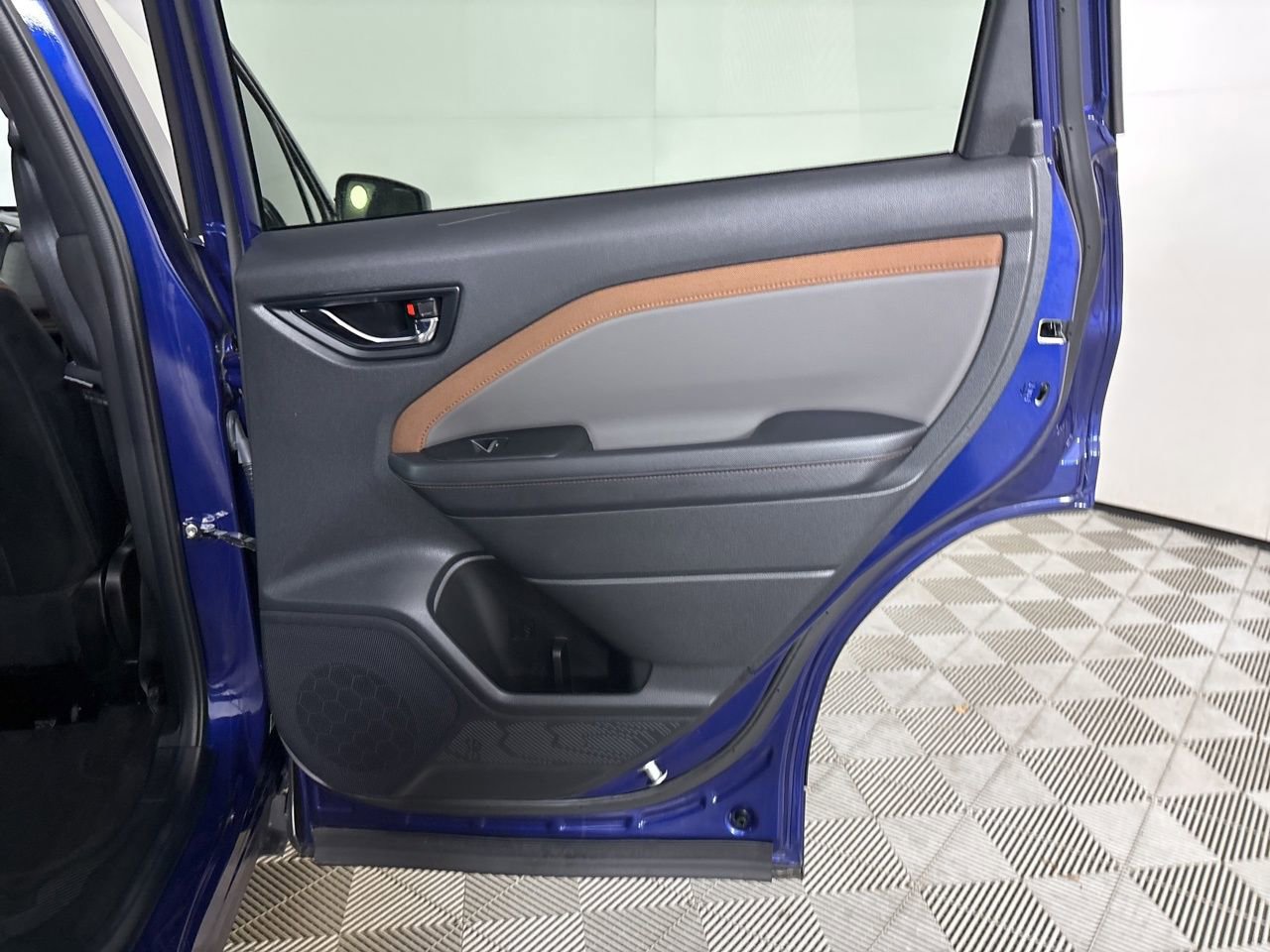 Used 2025 Subaru Forester Sport image 24