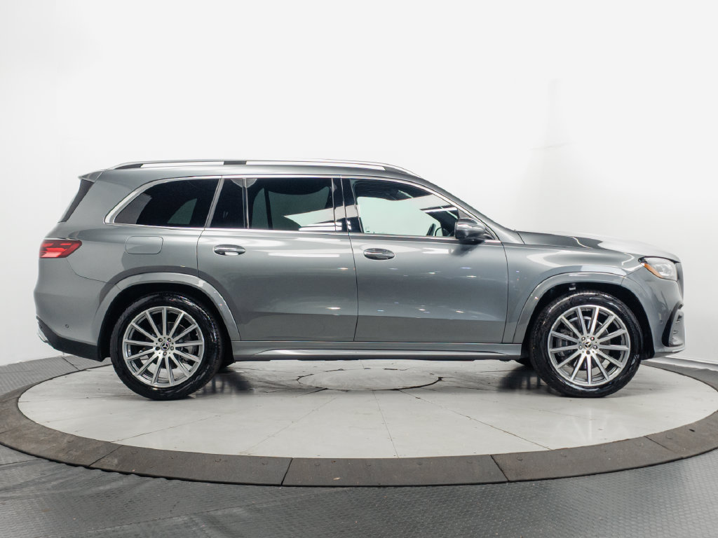 Certified 2025 Mercedes-Benz GLS 450 4MATIC image 35