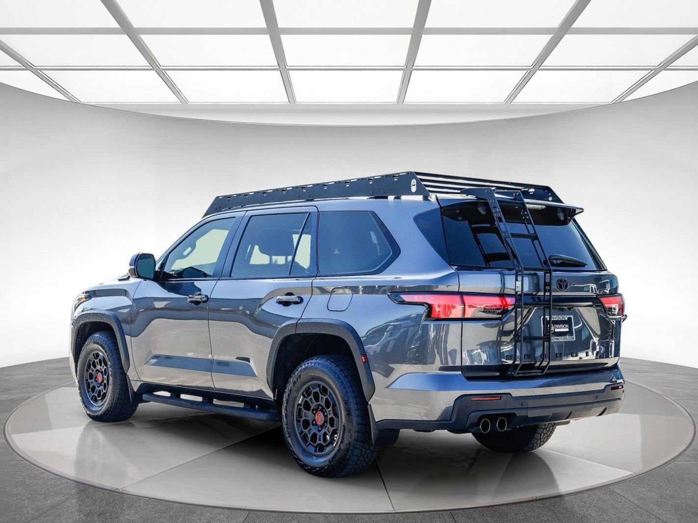 Used 2024 Toyota Sequoia TRD Pro AWD/4WD image 2