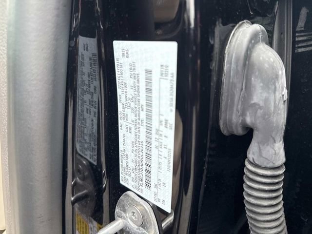 Used 2024 Lincoln Corsair AWD image 24