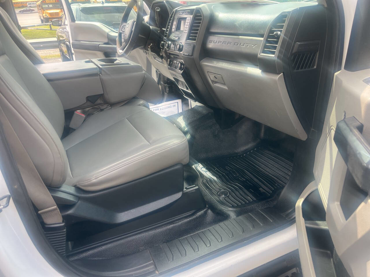 Used 2017 Ford F250 XL w/ Power Equipment Group image 39