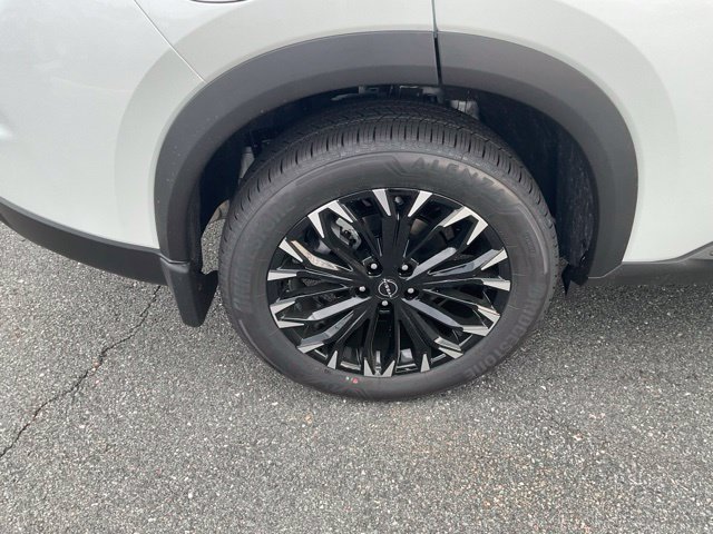 New 2026 Nissan Rogue Dark Armor AWD/4WD image 7
