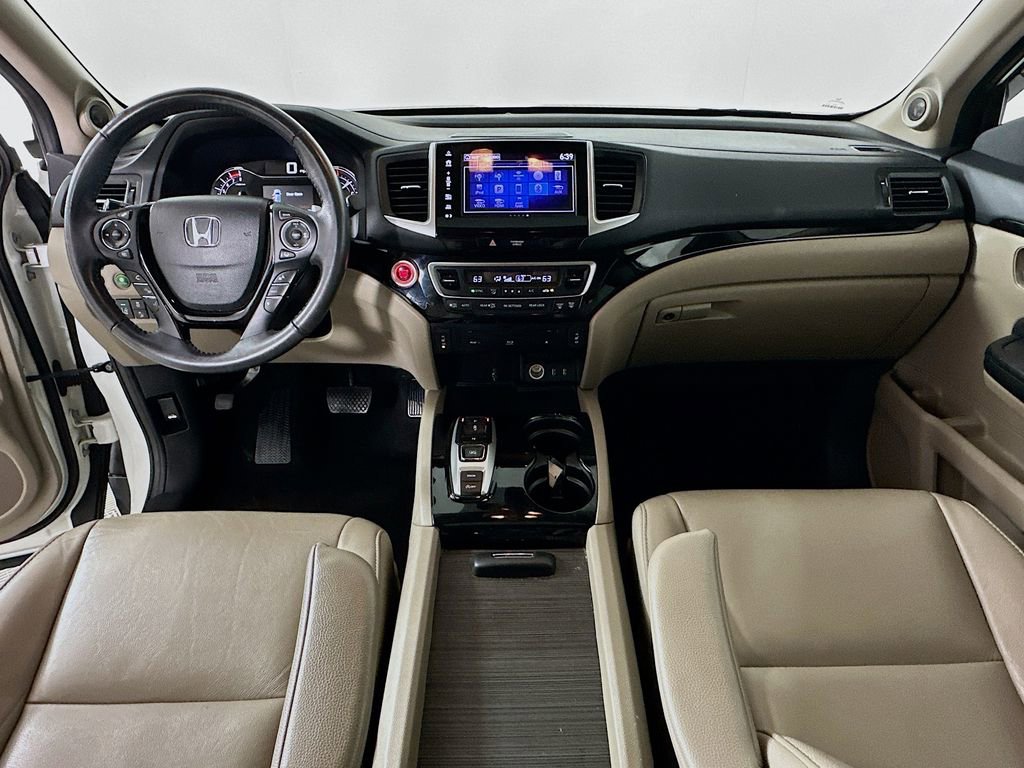 Used 2018 Honda Pilot Touring video 3