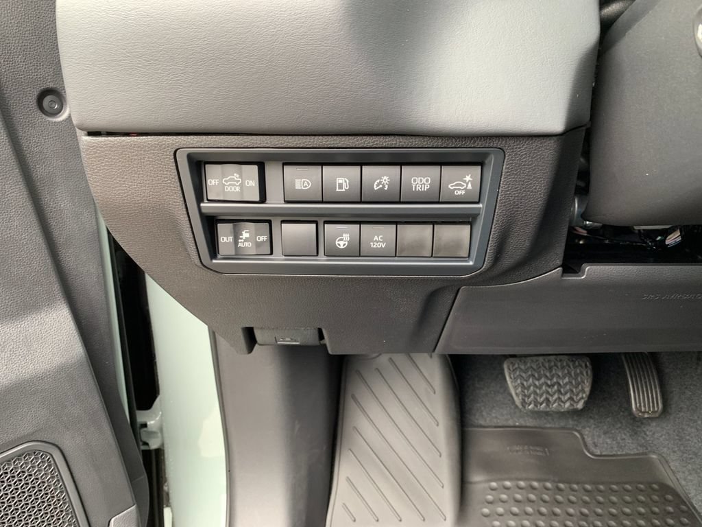 New 2026 Toyota Tundra Platinum AWD/4WD image 31