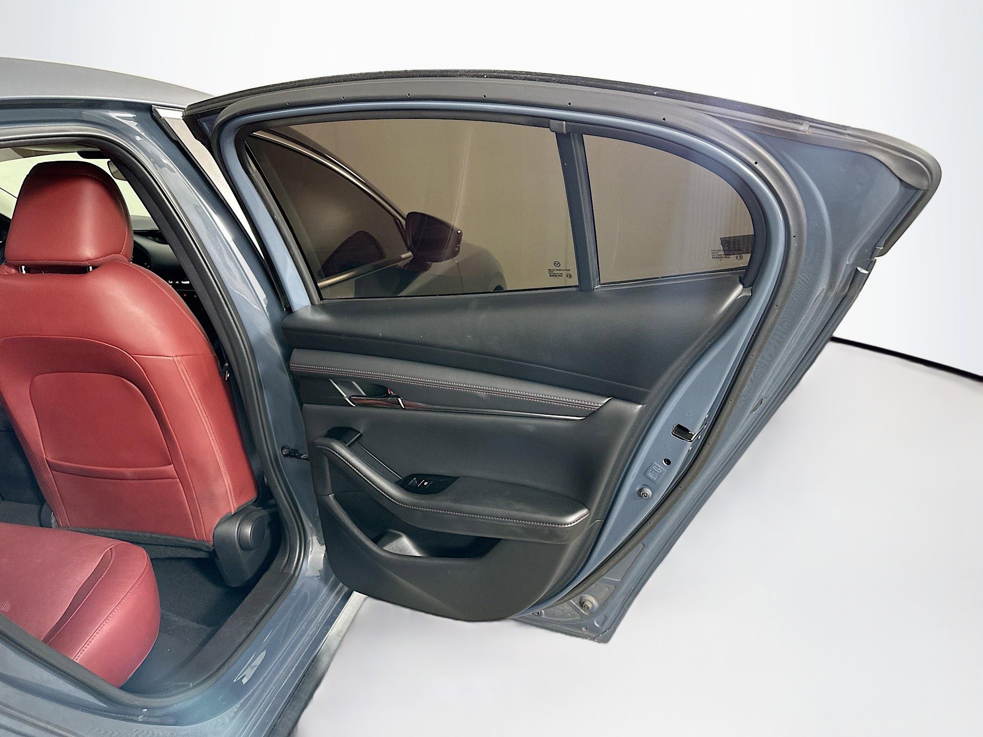 Used 2023 MAZDA MAZDA3 s image 28