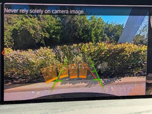 Used 2024 BMW X3 sDrive30i w/ Premium Package w/ZPA image 7