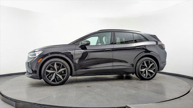 Used 2023 Volkswagen ID.4 Pro image 3